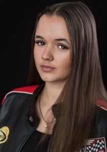 e5f61744-c632-437e-83f8-f336f5875513